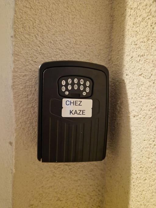 Logement Atypique & Parking Gratuit Gex Exterior photo